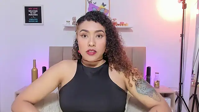 Zoe Gruber online show from 11/13/25, 09:36