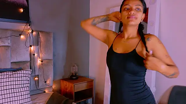 rachellmartinez online show from 10/22/25, 11:43