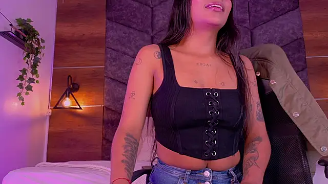 rachellmartinez online show from 11/17/25, 11:38