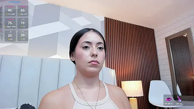 Julietasantos   online show from 10/22/25, 06:18