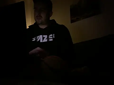 Snapshot of Fuckbuddy36 chatting on 12/15/24, 12:51 Fuckbuddy36 online show from 12/15/24, 12:51