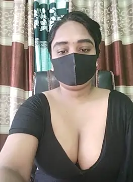 Snapshot of Kotha_-Moni chatting on 10/12/25, 01:26 Kotha -Moni online show from 10/12/25, 01:26