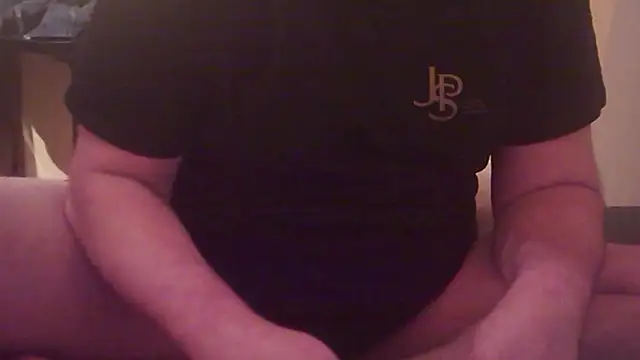 Snapshot of vimilili chatting on 12/08/24, 11:40 vimilili online show from 12/08/24, 11:40