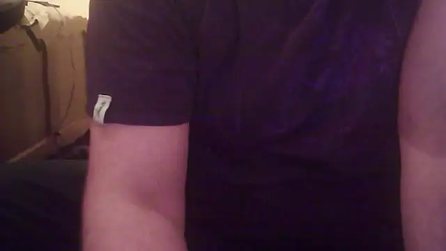 Snapshot of vimilili chatting on 01/05/25, 08:52 vimilili online show from 01/05/25, 08:52