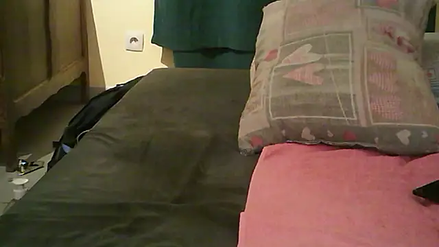 Snapshot of vimilili chatting on 03/11/25, 11:59 vimilili online show from 03/11/25, 11:59