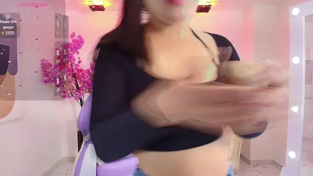 Kaori ayu online show from 11/21/25, 12:26