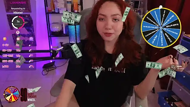 Snapshot of LilyVelvett chatting on 10/14/25, 03:40 LilyVelvett online show from 10/14/25, 03:40