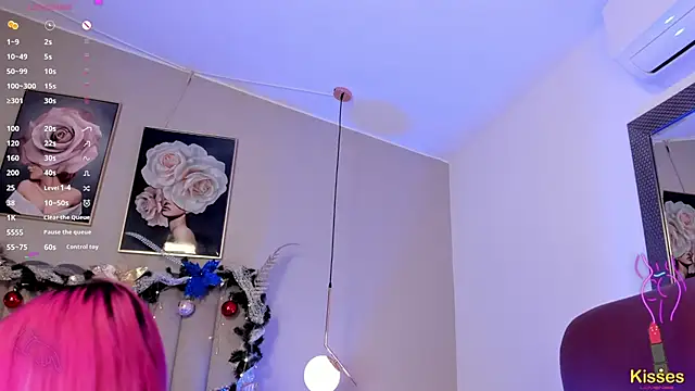 Emma Thompsson online show from 12/20/24, 02:41