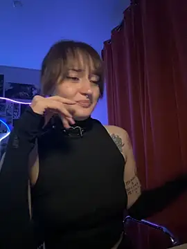 Dooubletroublee online show from 10/26/25, 07:42