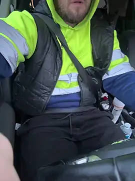 Snapshot of cussy007 chatting on 02/25/25, 06:58 cussy007 online show from 02/25/25, 06:58