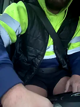 Snapshot of cussy007 chatting on 11/03/25, 06:58 cussy007 online show from 11/03/25, 06:58