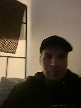 Snapshot of Ricoleckt chatting on 01/04/25, 05:37 Ricoleckt online show from 01/04/25, 05:37