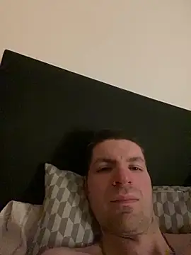 Snapshot of Ricoleckt chatting on 02/19/25, 05:38 Ricoleckt online show from 02/19/25, 05:38