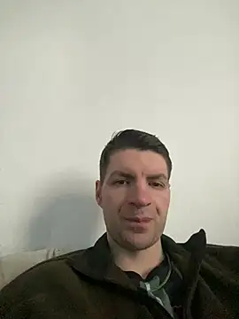 Snapshot of Ricoleckt chatting on 02/23/25, 04:02 Ricoleckt online show from 02/23/25, 04:02