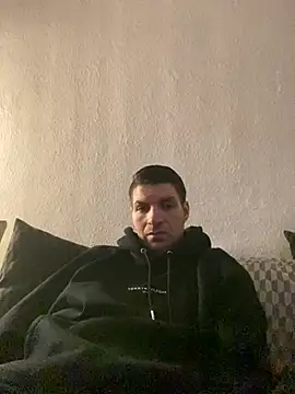Snapshot of Ricoleckt chatting on 02/27/25, 08:31 Ricoleckt online show from 02/27/25, 08:31