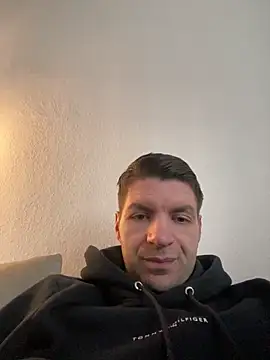 Snapshot of Ricoleckt chatting on 02/28/25, 10:09 Ricoleckt online show from 02/28/25, 10:09