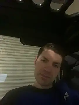 Snapshot of Ricoleckt chatting on 03/07/25, 05:28 Ricoleckt online show from 03/07/25, 05:28