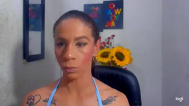 Snapshot of juanblakbigcock chatting on 10/23/25, 05:44 juanblakbigcock online show from 10/23/25, 05:44