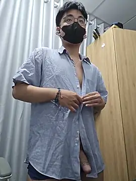 xboyvn9 online show from 10/19/25, 04:18