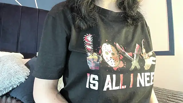Snapshot of Adeelinee chatting on 12/24/24, 06:06 Adeelinee online show from 12/24/24, 06:06