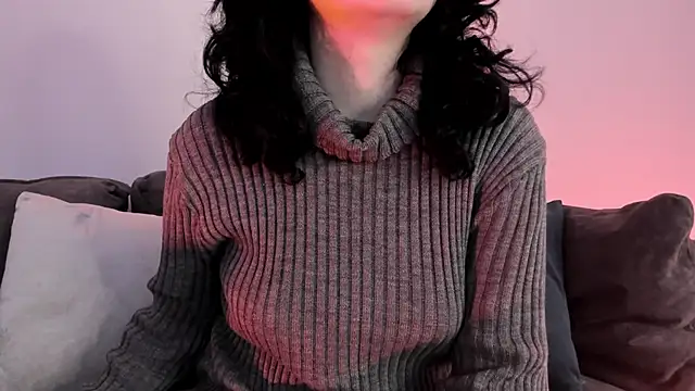 Snapshot of Adeelinee chatting on 03/07/25, 08:00 Adeelinee online show from 03/07/25, 08:00