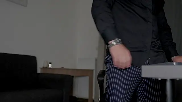 juliusmasters online show from 10/05/25, 06:50