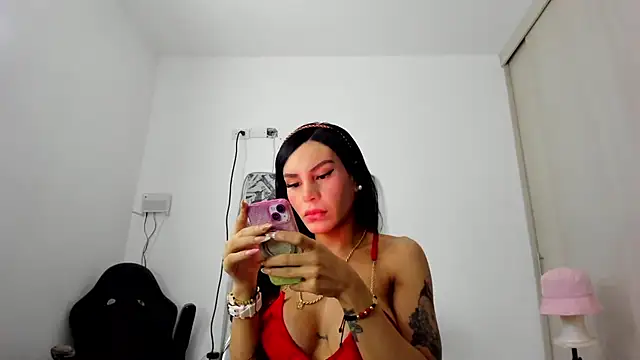  juliana star  online show from 10/05/25, 09:24