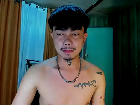 Snapshot of cutievrinx chatting on 11/26/25, 09:54 cutievrinx online show from 11/26/25, 09:54