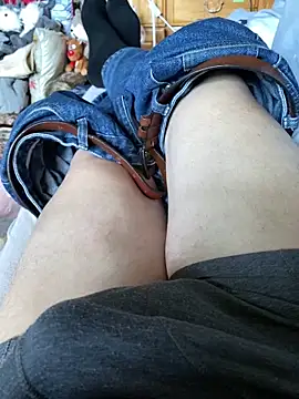 Snapshot of Russell1508 chatting on 03/11/25, 08:09 Russell1508 online show from 03/11/25, 08:09