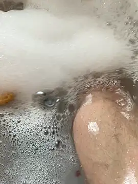 Snapshot of Russell1508 chatting on 03/20/25, 02:21 Russell1508 online show from 03/20/25, 02:21