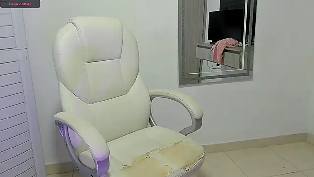 dahian carter online show from 10/20/25, 01:22