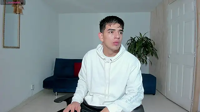 Ares Johnson online show from 10/23/25, 12:15