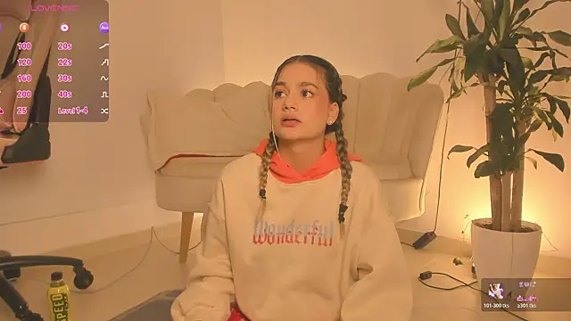 LittleSofia  online show from 10/25/25, 03:14