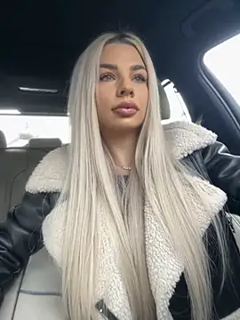 Snapshot of Russian_Ava chatting on 10/13/25, 08:14 Russian Ava online show from 10/13/25, 08:14