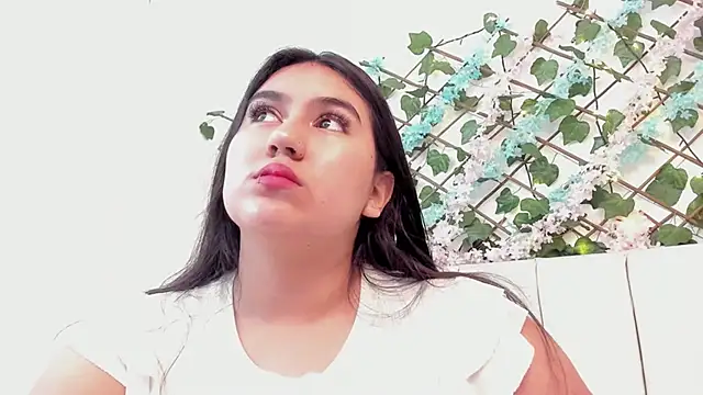 LexiiBloom online show from 09/26/25, 10:30