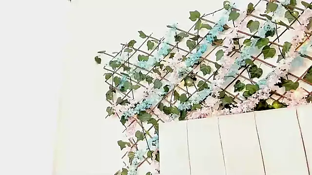 LexiiBloom online show from 09/27/25, 08:30