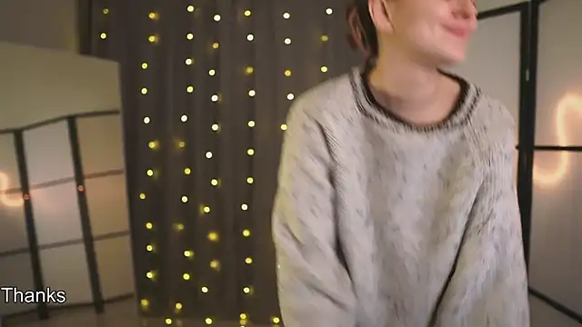 Addelin Moon online show from 01/18/25, 10:28