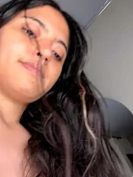 ViolettaSummer online show from 11/03/25, 12:02