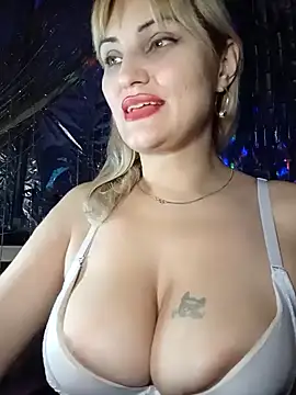 Snapshot of Freya_Milf chatting on 01/15/25, 06:51 Freya Milf online show from 01/15/25, 06:51