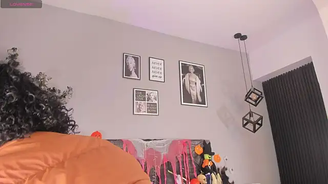 Katejordan online show from 10/28/25, 03:43