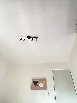 Snapshot of hotcoco28 chatting on 01/05/25, 03:45 hotcoco28 online show from 01/05/25, 03:45