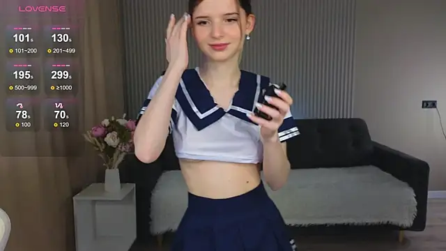 sofia  home online show from 11/13/25, 03:27