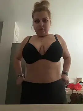 AllysonK online show from 11/20/25, 01:44