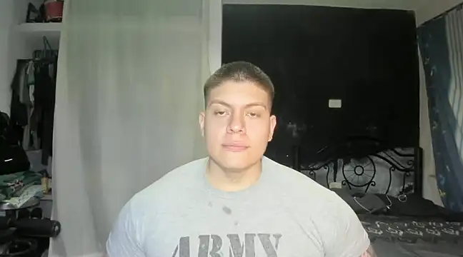 Snapshot of regan_jhonso chatting on 02/04/25, 04:15 regan jhonso online show from 02/04/25, 04:15