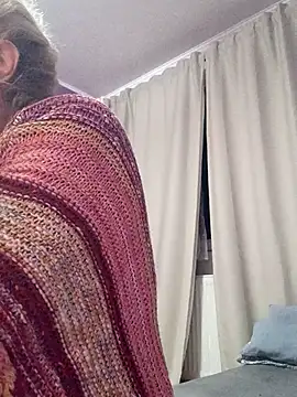 Snapshot of BritneyHudson chatting on 10/07/25, 01:03 BritneyHudson online show from 10/07/25, 01:03