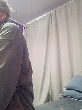 Snapshot of BritneyHudson chatting on 10/19/25, 02:01 BritneyHudson online show from 10/19/25, 02:01