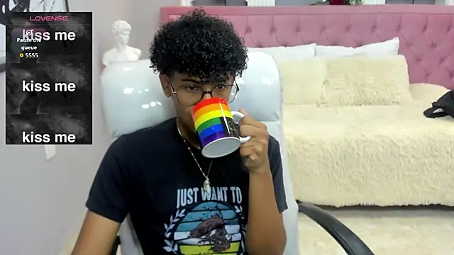 boylittle19cm online show from 11/11/25, 12:27