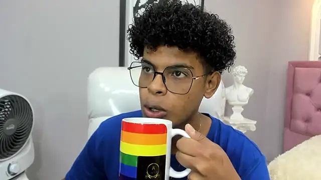 boylittle19cm online show from 11/16/25, 12:44