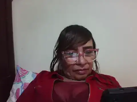Snapshot of LITLESTAR chatting on 12/15/24, 01:13 LITLESTAR online show from 12/15/24, 01:13