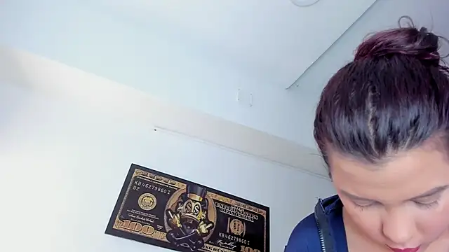 Snapshot of Elsalombardi_ chatting on 09/11/25, 12:16 Elsalombardi online show from 09/11/25, 12:16